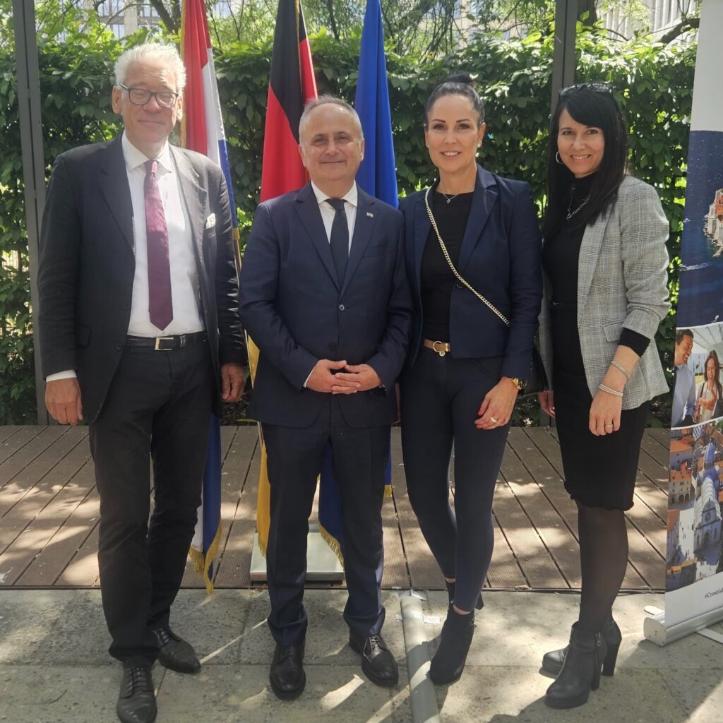 A day full of encounters: Guests at the reception for the Croatian National Day in Berlin