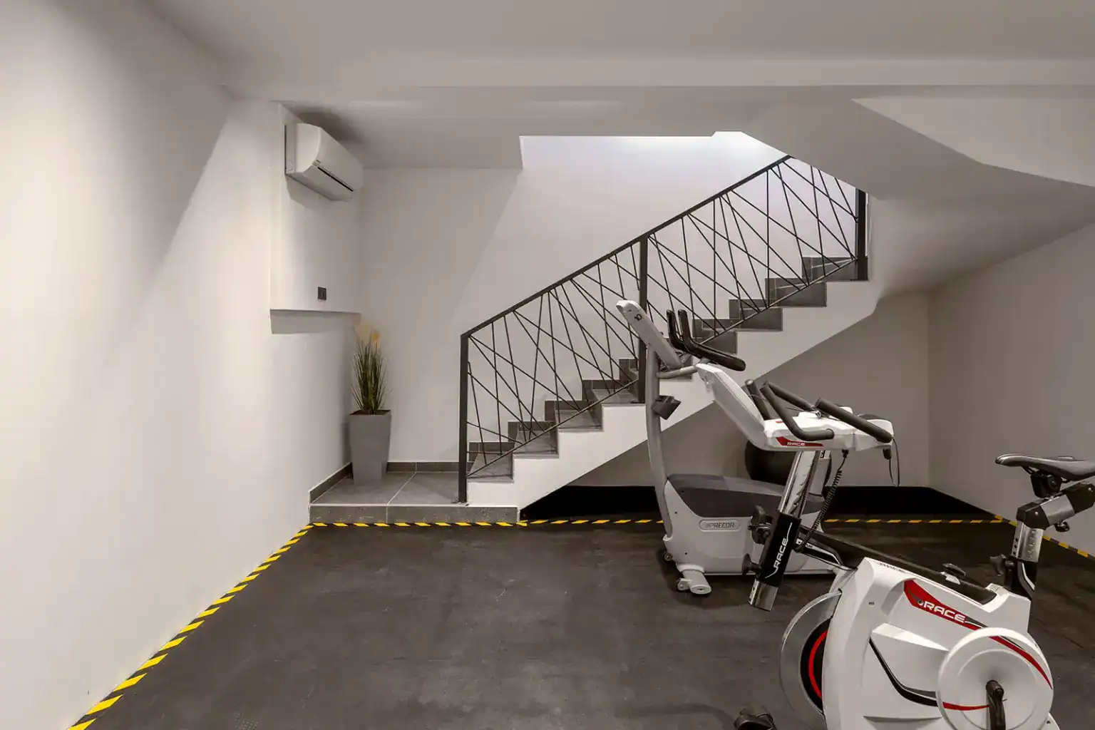 Villa Nura 76