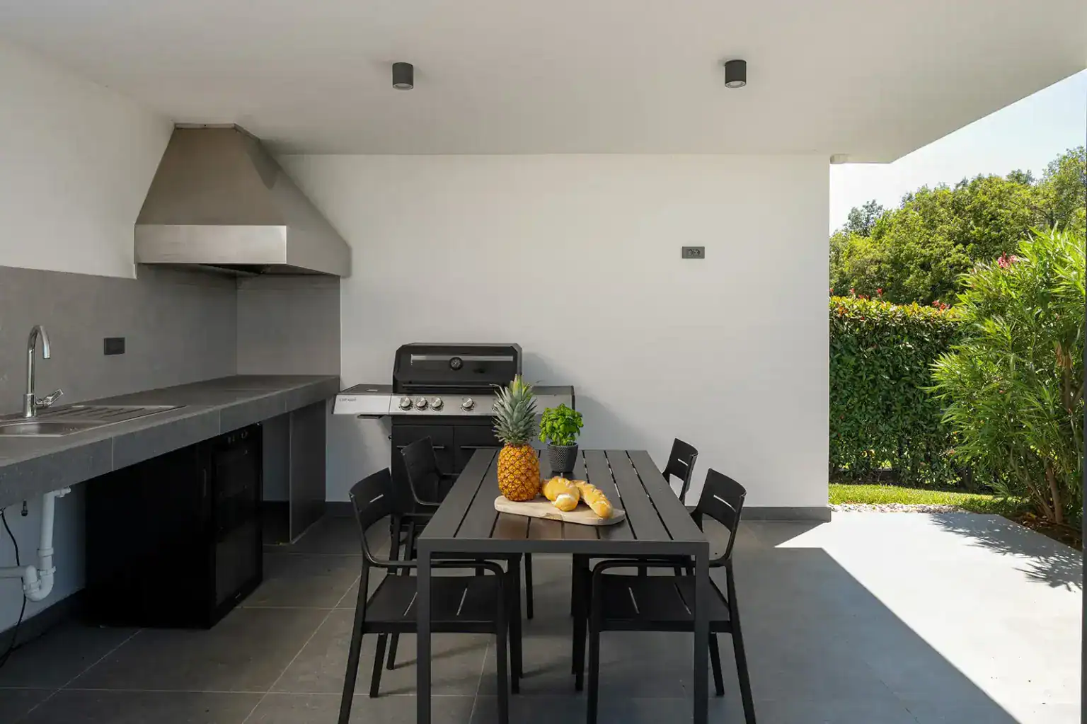 Villa Nura 82